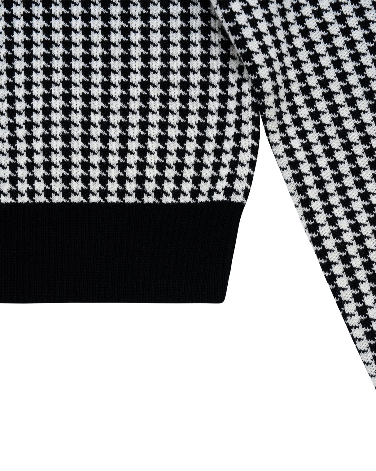 Houndstooth Jumper in Wool
