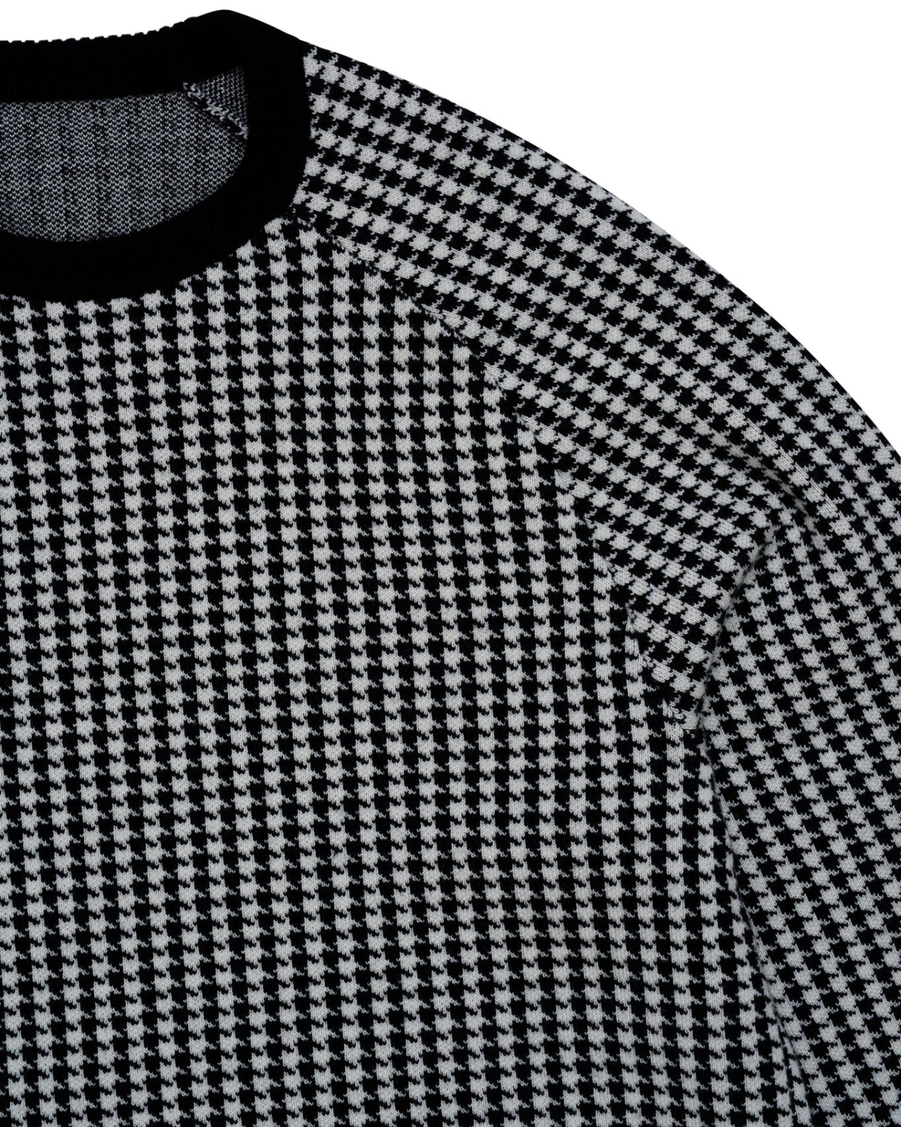 Houndstooth Jumper in Wool